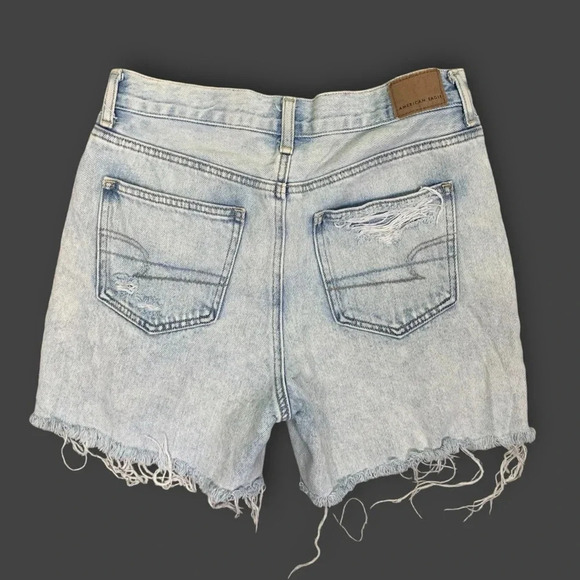 American Eagle Mom Cutoff Jean Shorts - Picture 2 of 4